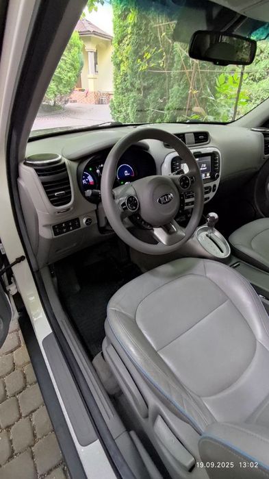 KIA SOUL Електроавтомобіль