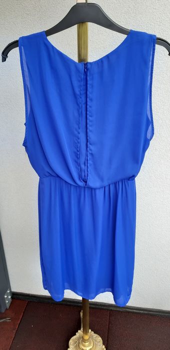 Śliczna sukienka damska