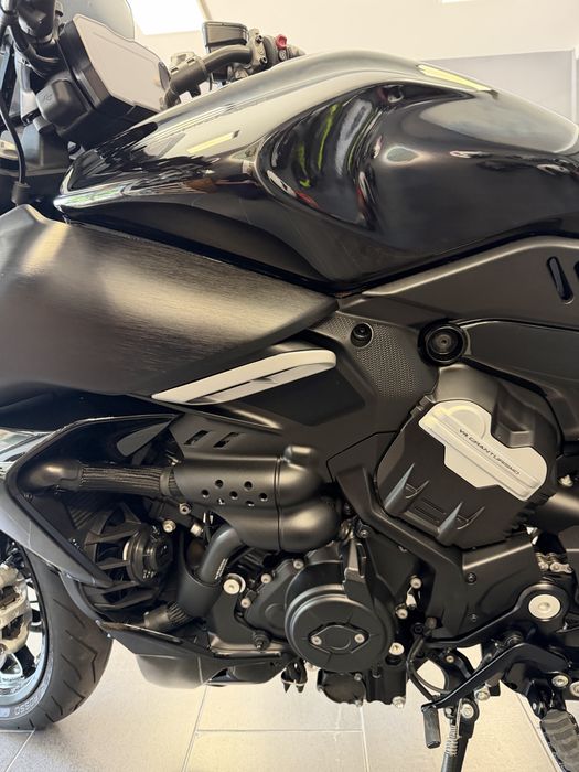 Ducati Diavel V4