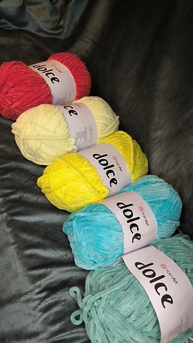 Розпродаж різної пряжі Yarn Art