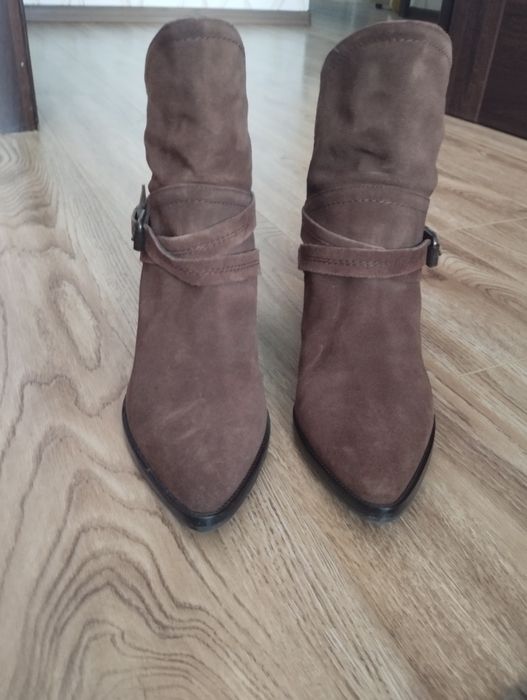 Козаки з натуральної замші 38 розмір