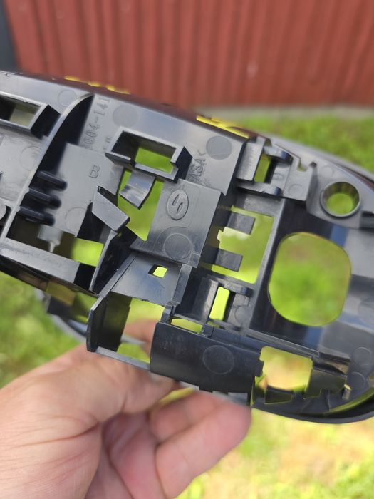 Obudowa Lusterka Lewego Volvo V50 S40 C30 S60 Nr 3004-141  Średnie NR 1