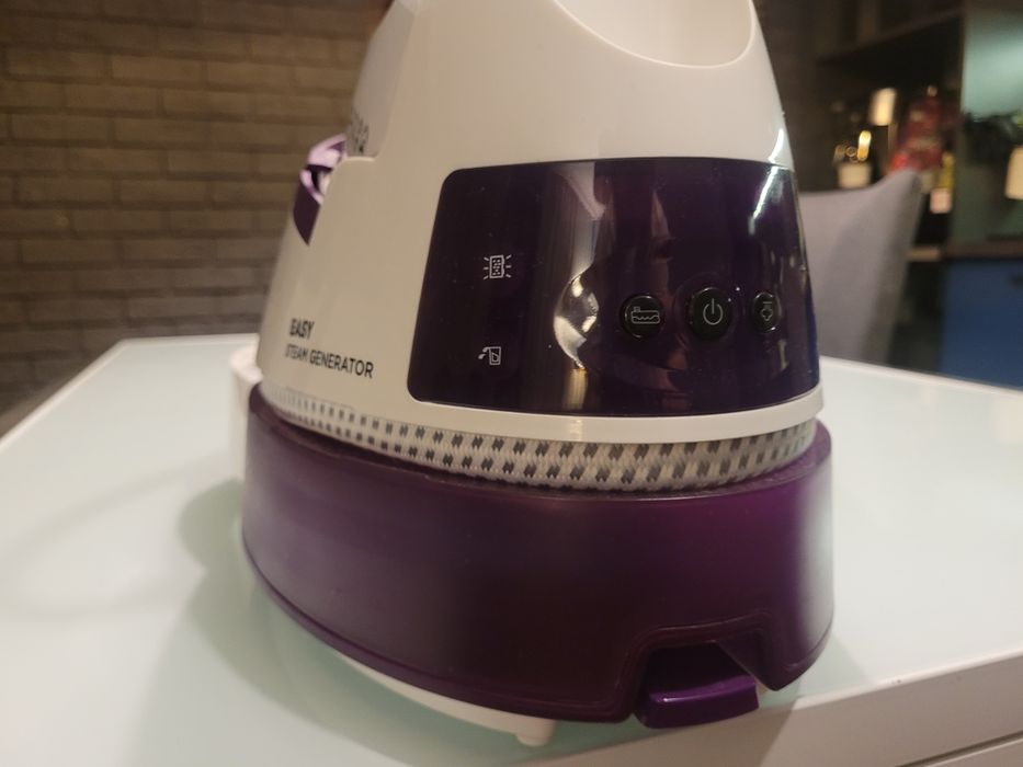 Russell Hobbs 20330 Apr 2800w 5 Bar Ceramic Slplt Easy Steam Generator