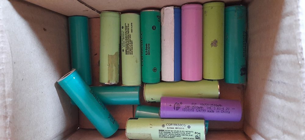 Прийму в дар дохлі акамулятори 18650