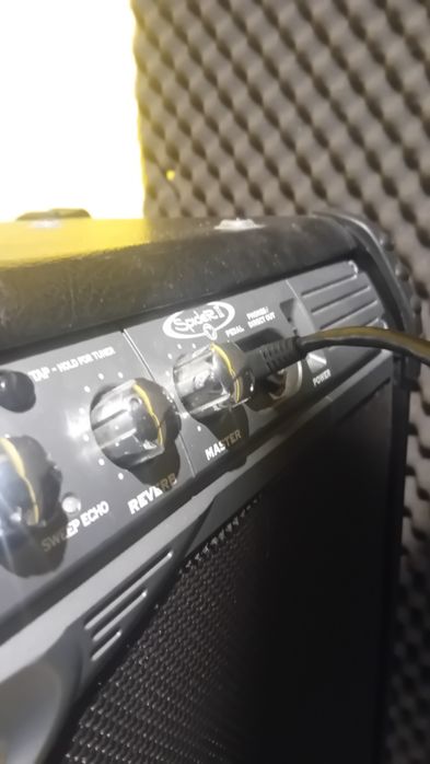 Amplificador de guitarra LINE6