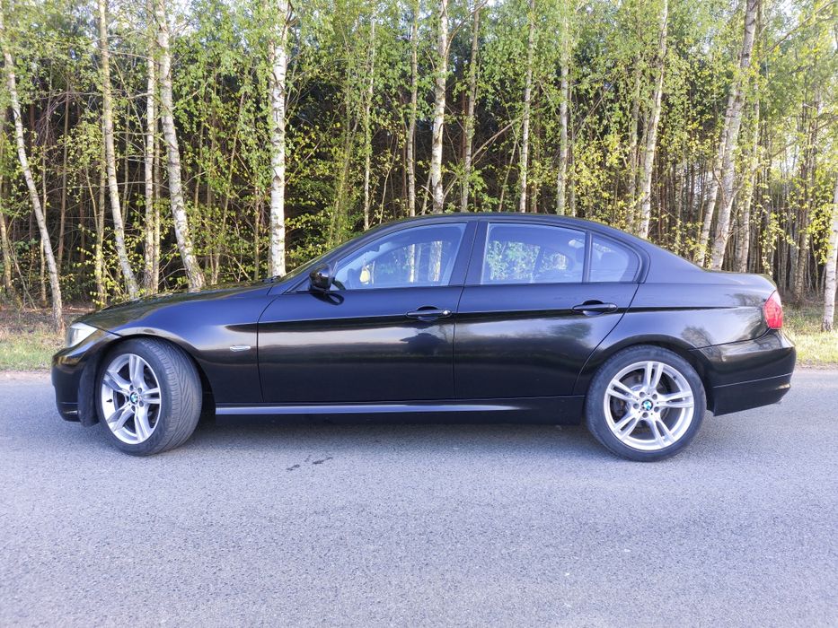 BMW e90 320d LCI 2009r
