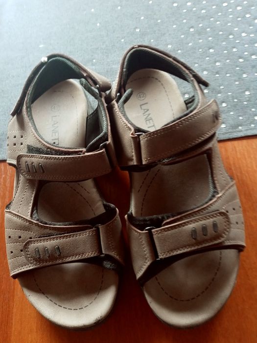 Sandaly 42 meskie bez rzepy lekkie CCC