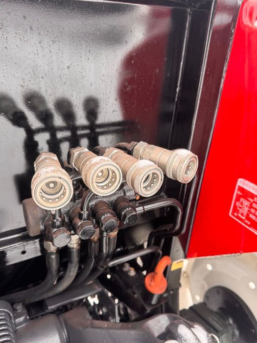 Трактор Yanmar EF585