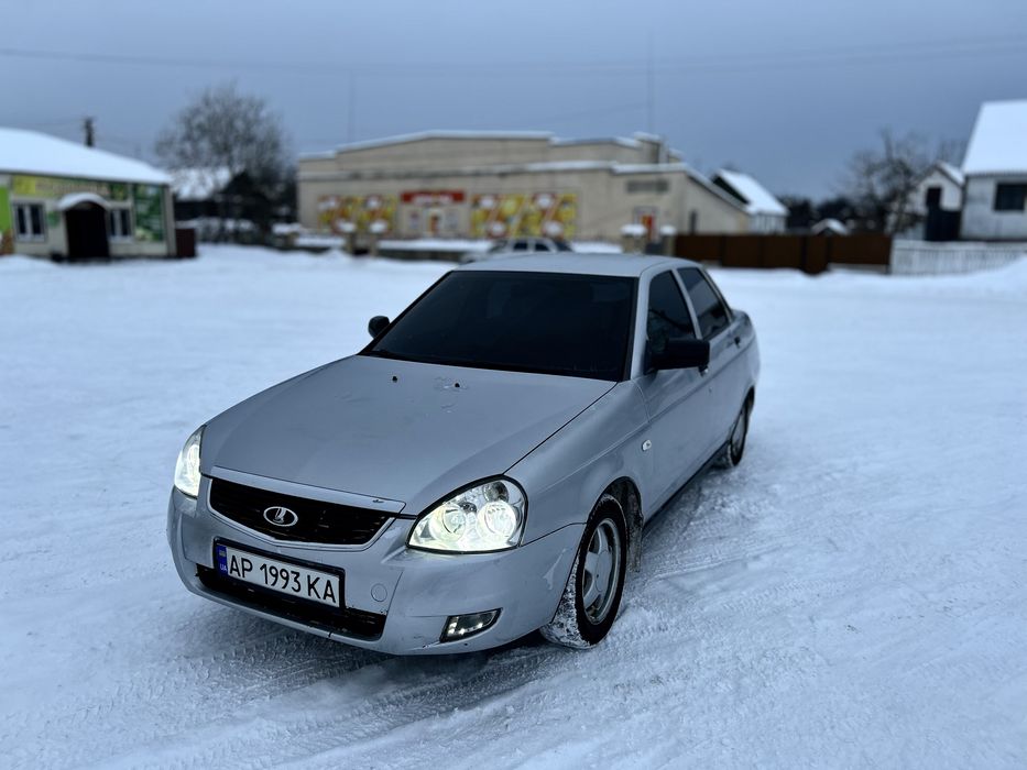 Продам приору 4-газ