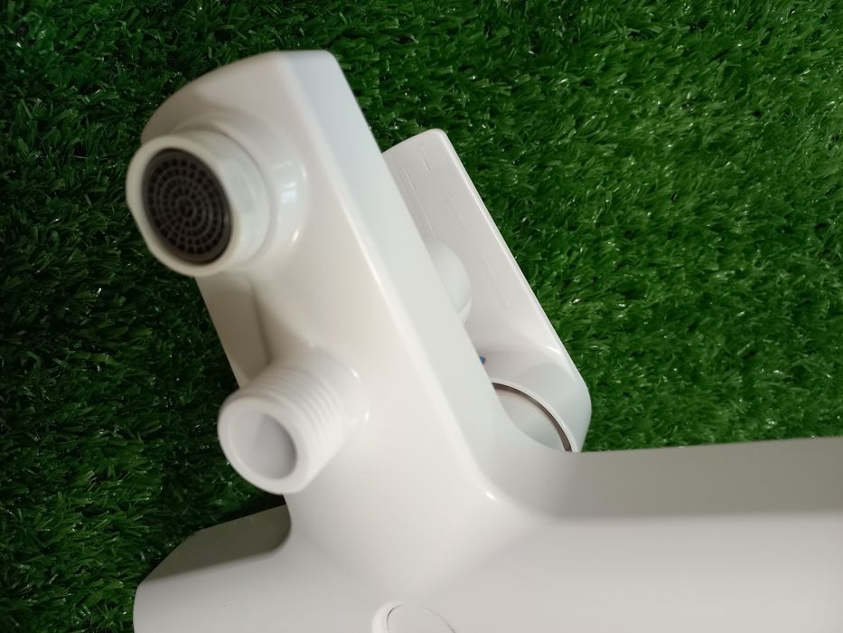 СУПЕР ПЛАСТИК ! Смеситель/змішувач/кран для ванны из пластика