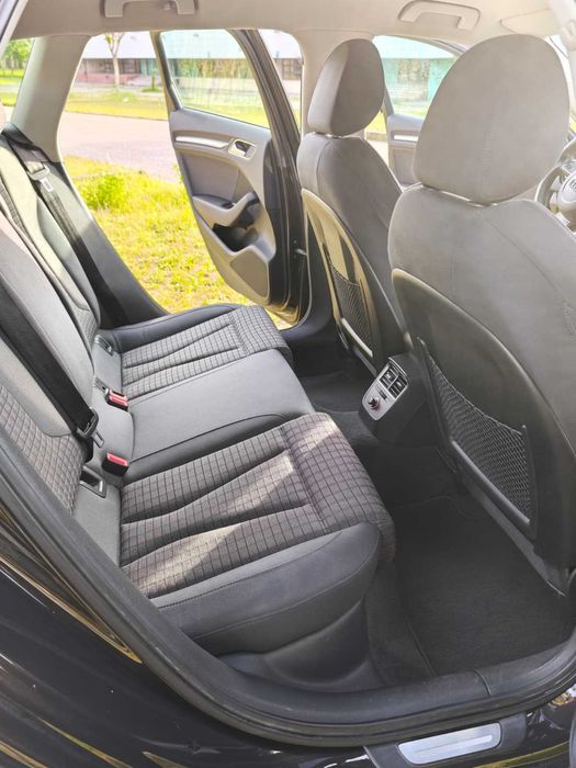Audi A3 Sportback 1.6 TDI Attraction (2013)