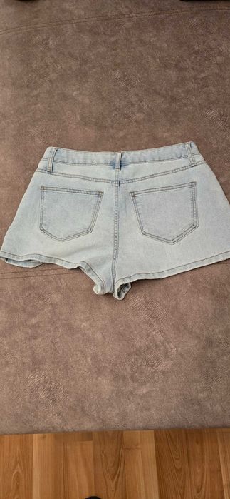 Damskie szorty No Boundaries, M.