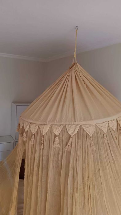 Duplo mosquiteiro de quarto ou jardim com armação