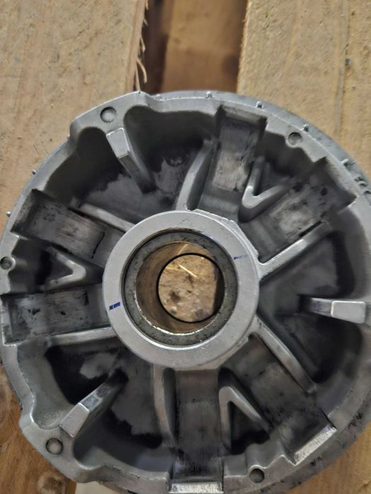 Variador e campânula Honda Forza ADV 350  com 1000km teças cb 250