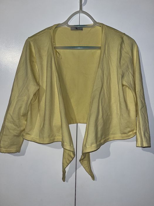 Bolerko/ krótki sweter wiązany