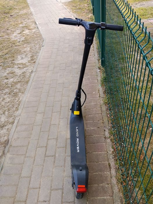 Hulajnoga Land Rover