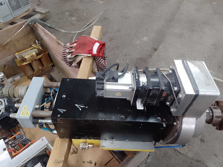 Wrzeciono główne FISCHER typ FEWF-144x134/7,5-09/18-HSK-F63