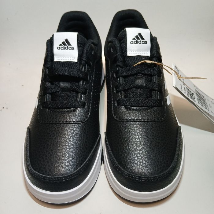 Adidas criança Tam: 32