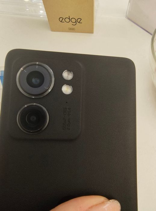 Motorola Moto Edge 40  2023