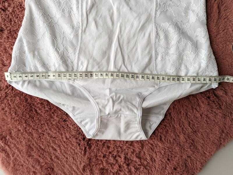 Коригувальні трусики жіночі стягуючі wolbar modelia білі