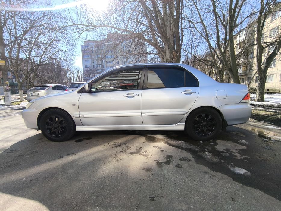 Продам Mitsubishi Lancer 9