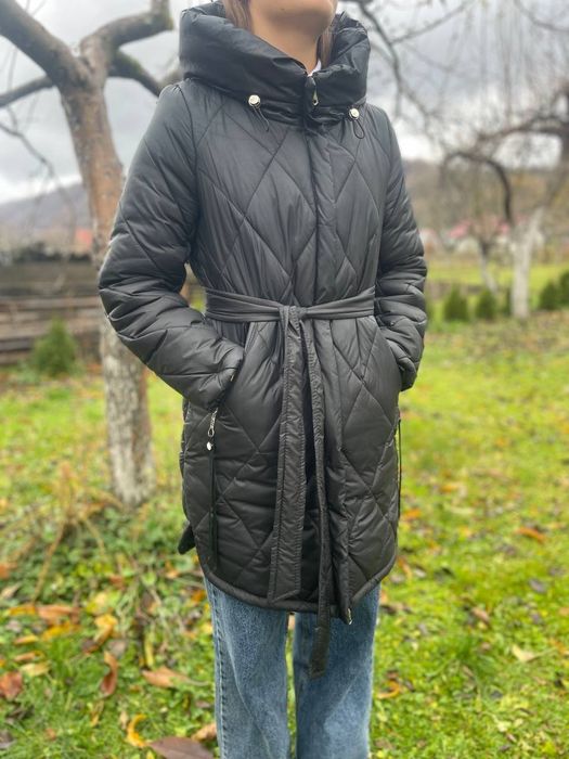 Зимова куртка, жіноча, чорна