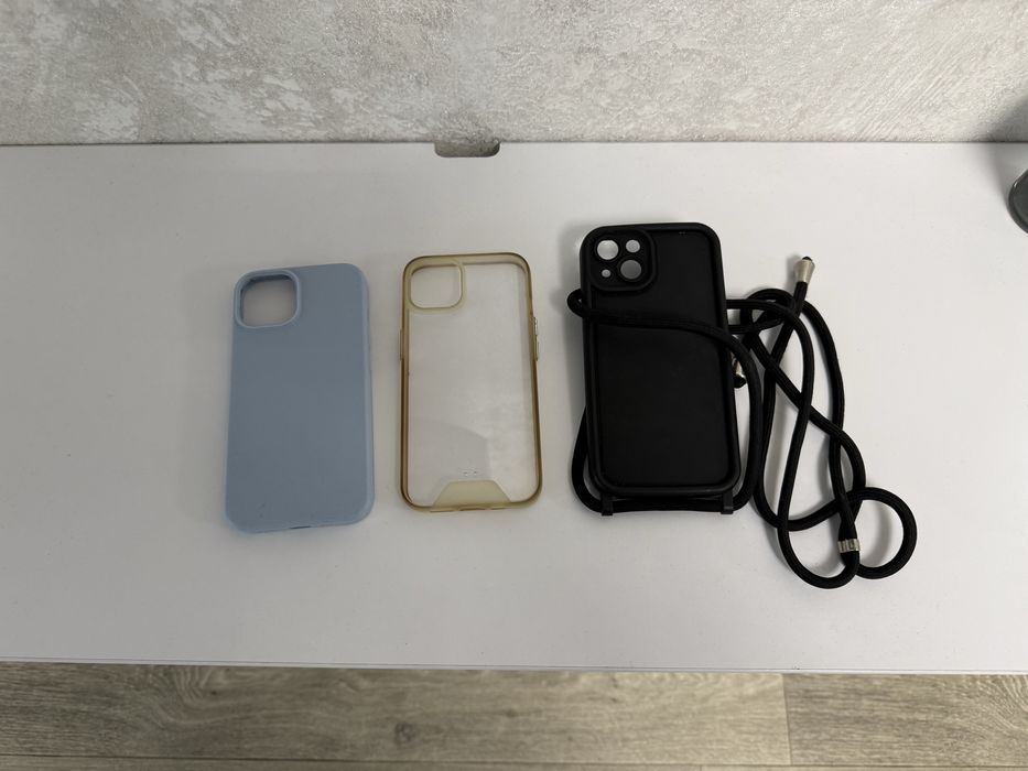 Чохли на iphone 13