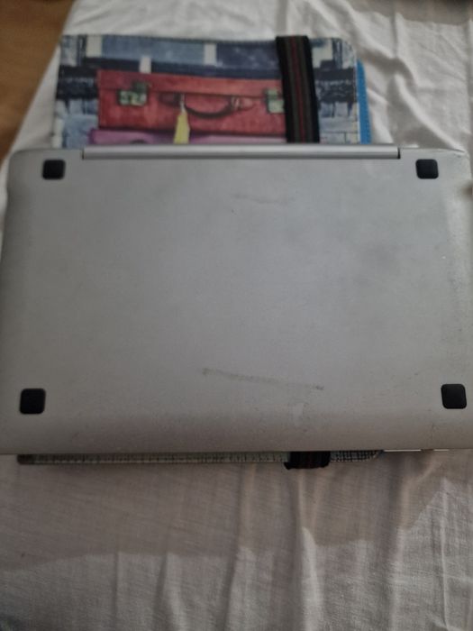 Notebook / Tablet 10" CHUWI Hi10 para despachar