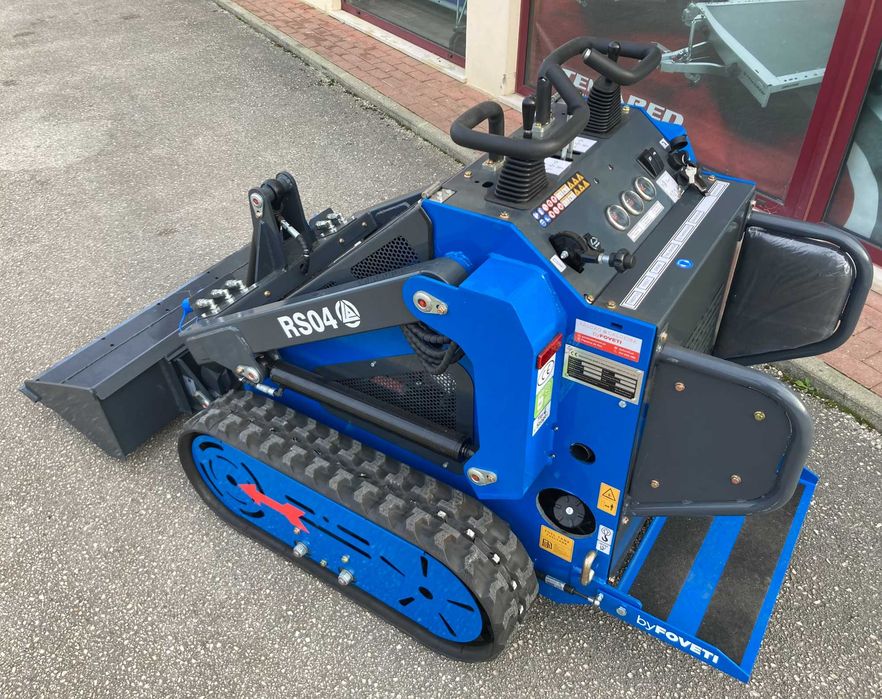 Mini pá carregadora RIPPA motor KUBOTA
