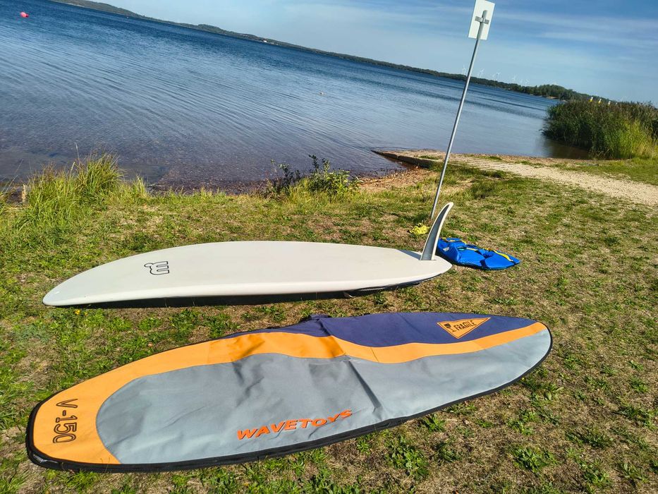 Deska windsurfingowa Mistral Explosion 150 litrów.