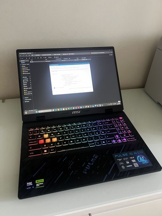 Está impecável, pouquissimo usado | Troco por scooter Nmax 125 | Portátil Gaming MSI 16" Pulse 16 Al C1VGKG-041XPT Core Black