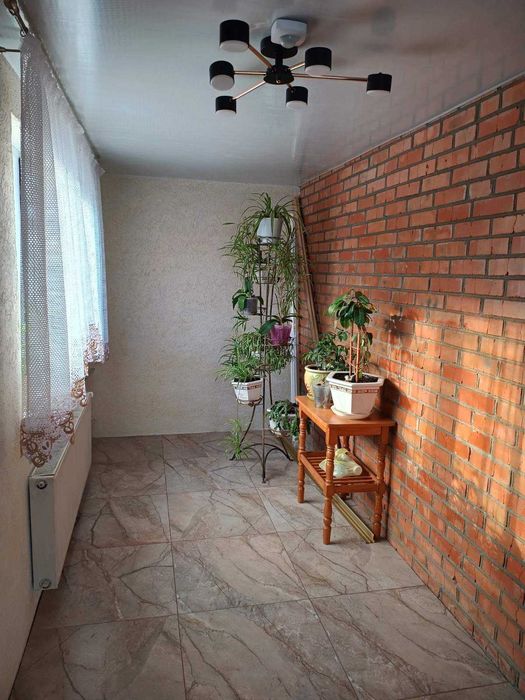 (3) Продам будинок в с. Хижинці 0756