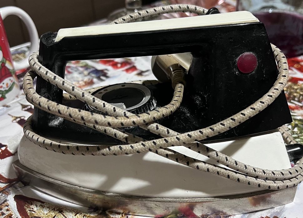 Утюг пр-ва СССР тяжелый