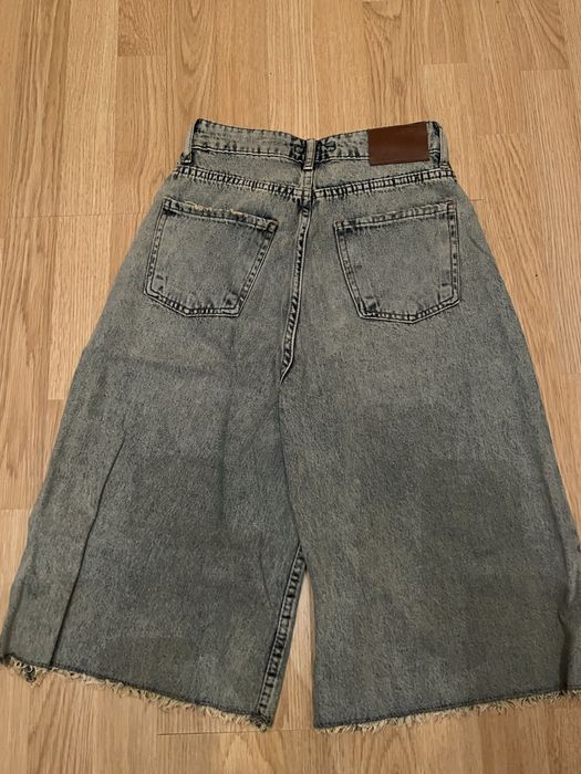 Длинные джинсовые шорты