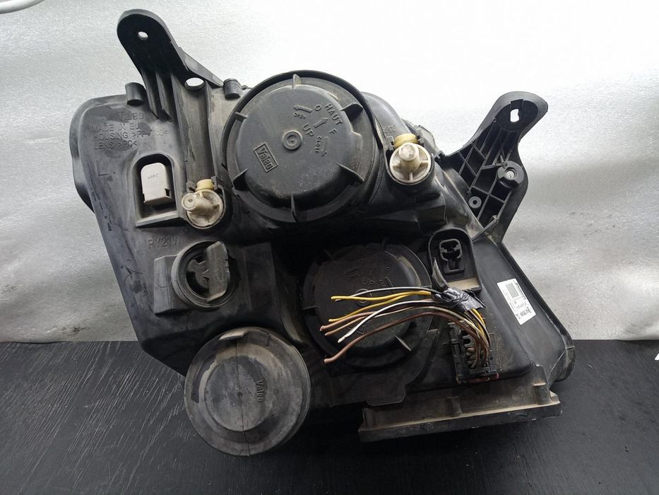 farol esquerdo opel meriva