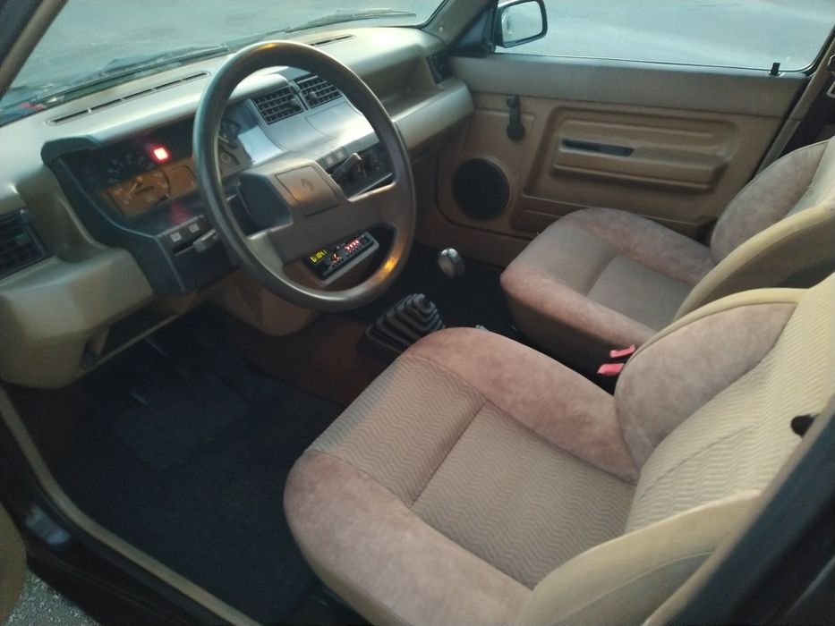 Renault, Super 5 ----GTR