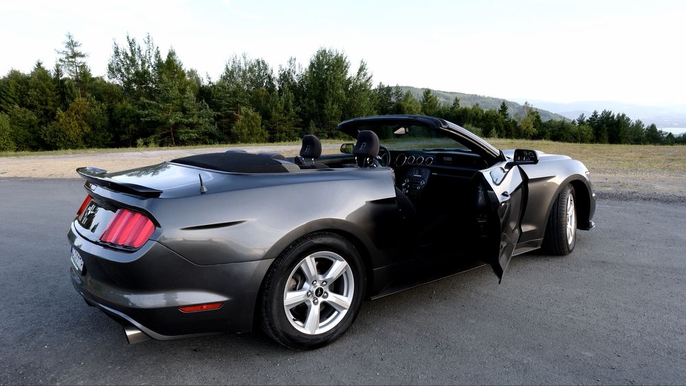 FORD MUSTANG CABRIO 3.7 V6 – WYNAJEM