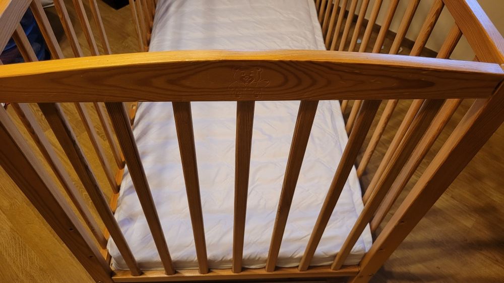 Łóżeczko 120x60 + materac