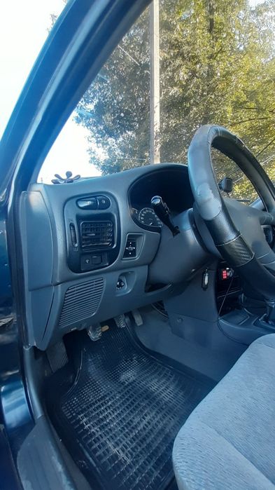 Продам Mitsubishi lancer V 1994р. 1.6