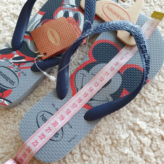 Chinelos Havaianas novos, tamanho 35-36
