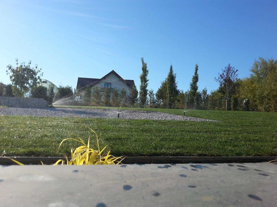 Ogrody ! Zakładanie i pielęgnacja ! Trawniki z rolki !