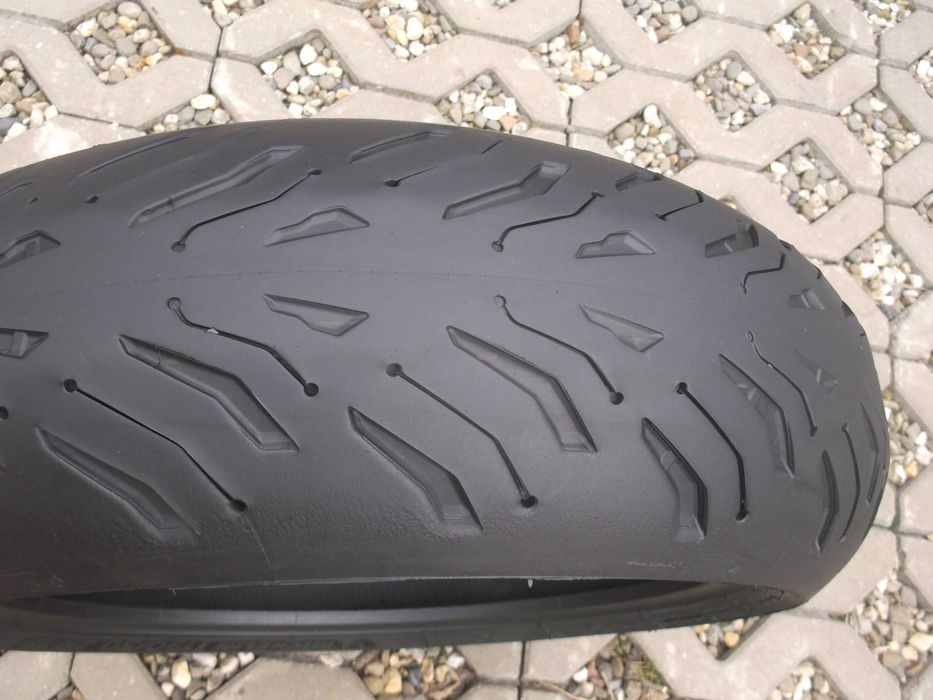 opona 190/50ZR17 Michelin Road 6 dot0724 2,3mm cbr gsxr fz1 zr17