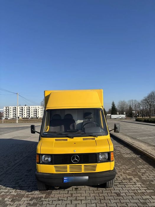 Mercedes-Benz 308 2,3 D  Mercedes 308