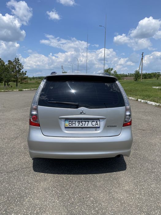 Mitsubishi grandis