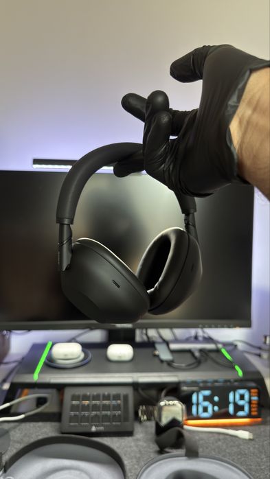 Sony WH-1000XM6 (Preto)