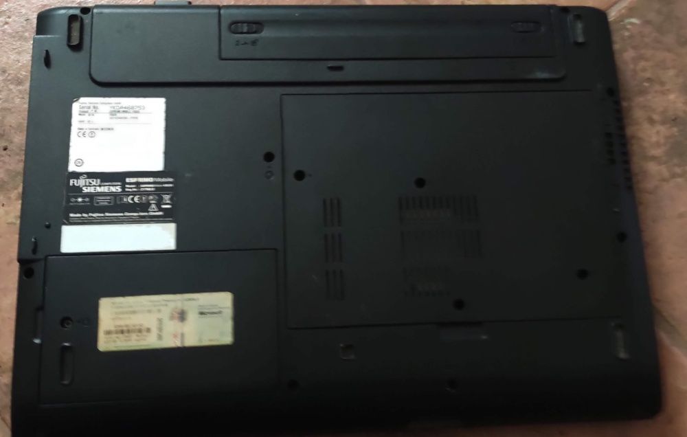 Fujitsu Esprimo Mobile V5535 Parts64286531975939122