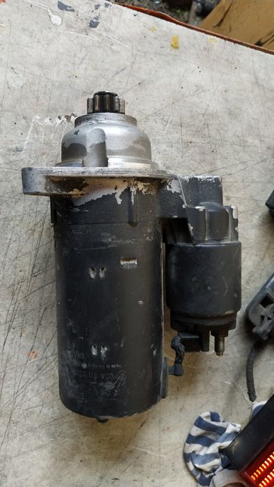 Стартер б/в Bosch VW Т-4,Гольф4,Шаран,Галаксі,Aуді А3,Кадді,Октавія