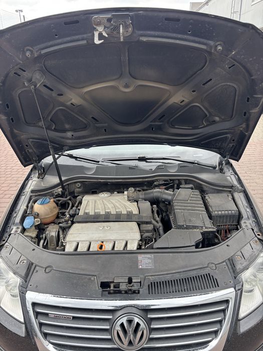 Продам пасат б-6 3,2 FSI на автоматі