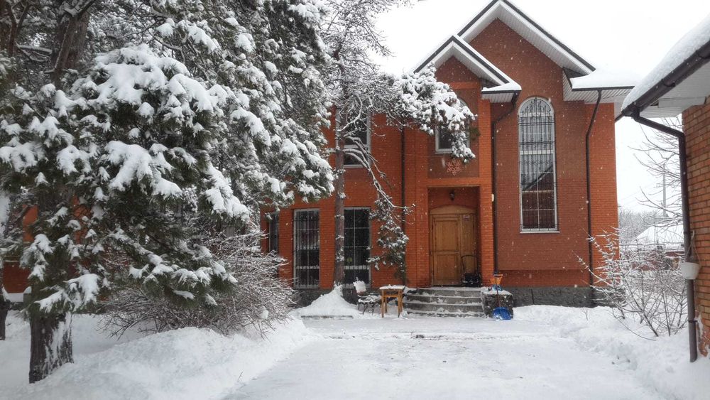 Продам дом в элитном районе