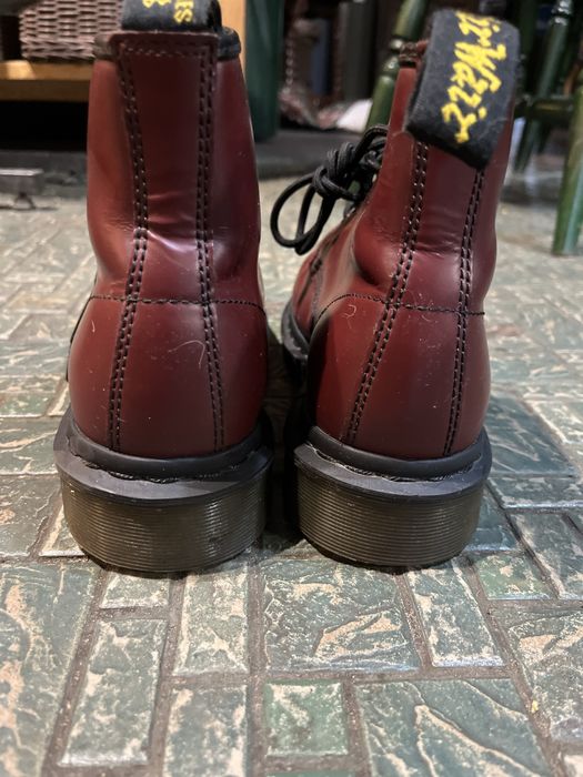 Стильні Dr. Martens 39 розмір